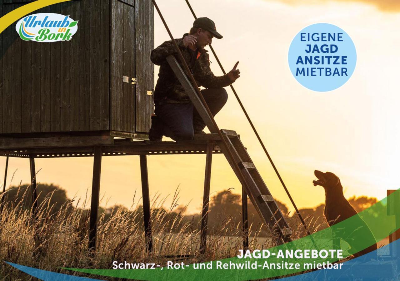 Jagd-Angler-Suite-03-Im-Wald-Am-See Куриц Екстериор снимка
